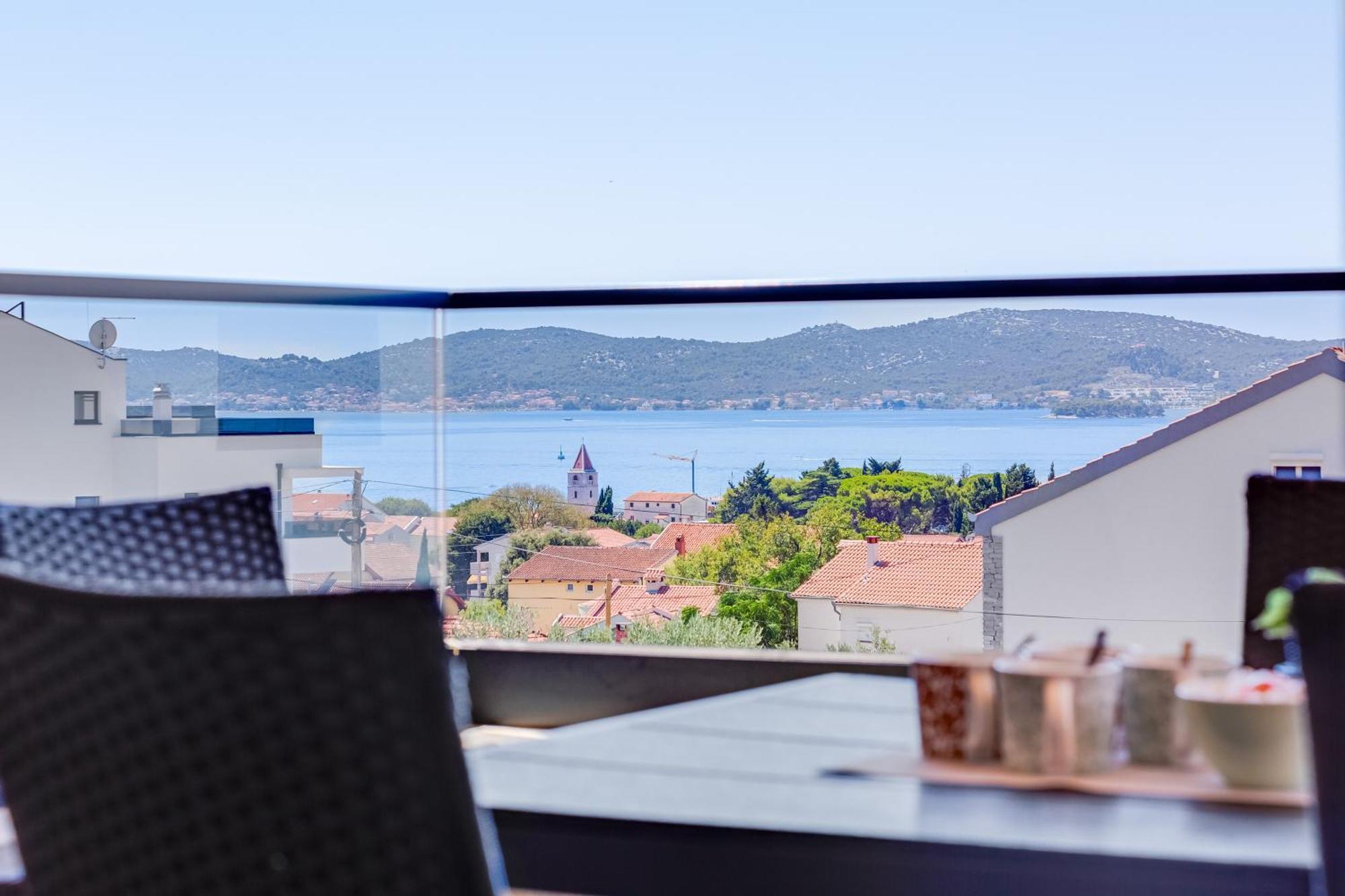 Sea Bay View Apartment - Appartement Avec Piscine Et Magnifique Vue Sur Mer سفيتي فيليب ياكوف المظهر الخارجي الصورة
